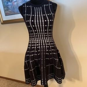 TOPSHOP Black and white knit dress